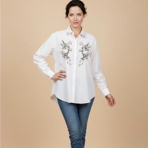 Vintage Floral Embroidered Button Down Shirt - White